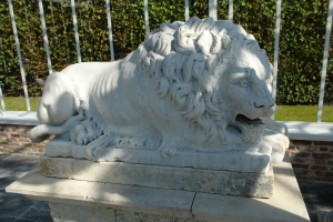 Paar 19de eeuwse Canova- leeuwen